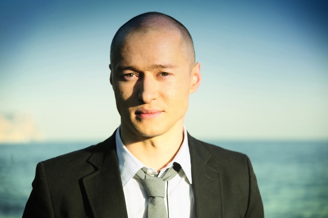 Вокалист "Бумбокса"