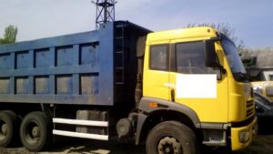 угнанный грузовик