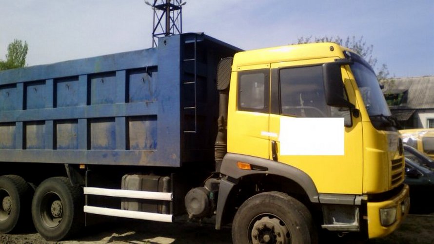 угнанный грузовик