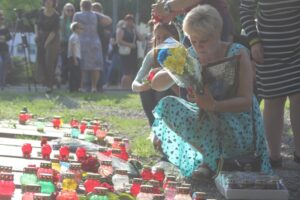 В Днепре почтили память погибших под Луганском десантников 25-й бригады