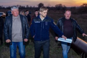 Семьи военных в Гвардейском продолжают жить без воды: о чем врет экс-губернатор Бондаренко (видео)
