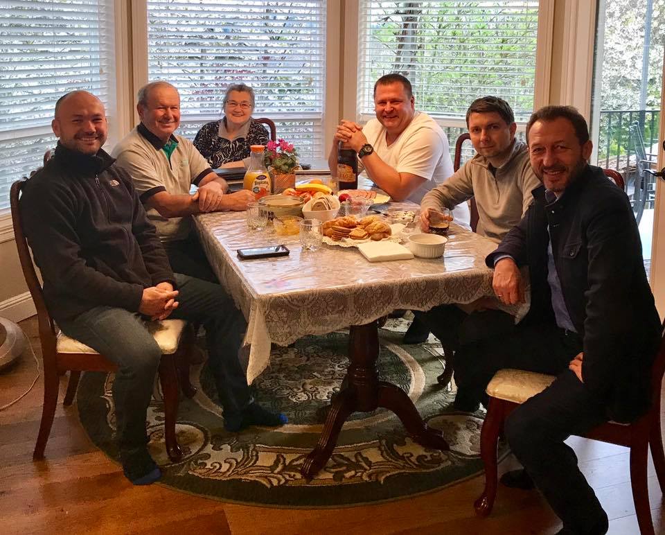 30724424_1693120350769855_1575186153525477376_n