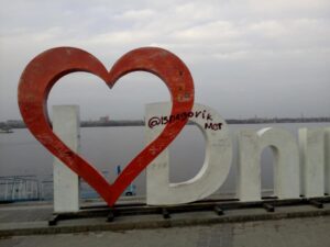 30738867_360790317745465_7344809652900593664_n