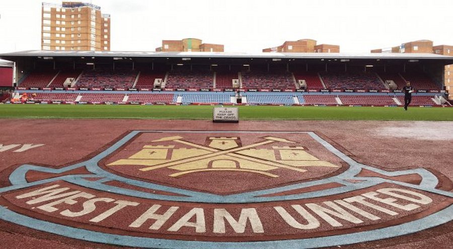 В Лондоне взорвали стадион