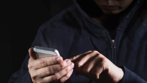 Полицейские Днепра рассказали, как обезопасить себя при серфинге в интернете