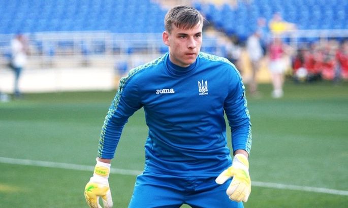 Андрей Лунин