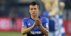 Болельщики Шальке поддержали Коноплянку