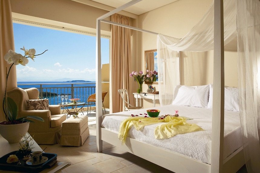 37-superior-panoramic-guestroom_high