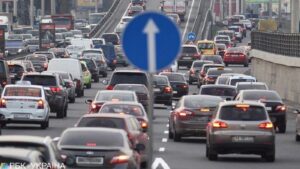 Украинских водителей будут штрафовать за “модные” номера