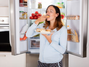 Еда в холодильнике