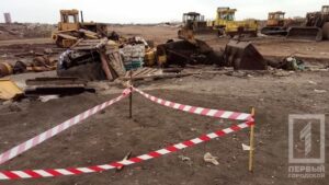 фото http://1tv.kr.ua, боеприпас на свалке