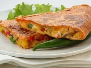 Омлет с мексиканской начинкой