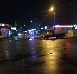 В Днепре на Калиновой провалился асфальт
