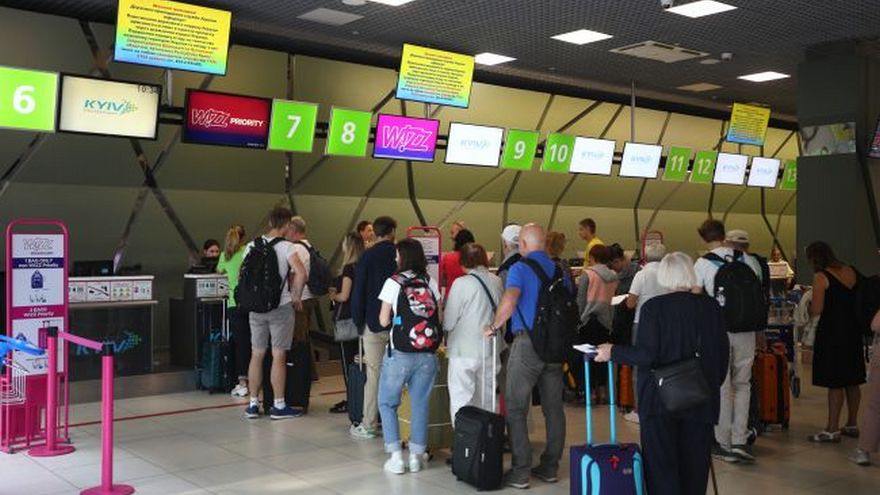 В Украине с 15 июня увеличат внутренние авиарейсы
