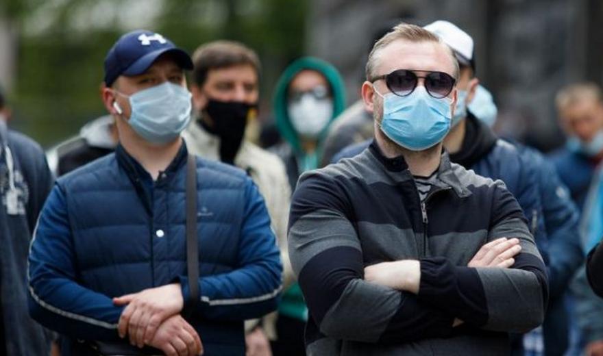 Десятки городов и регионов Украины внесли в &quot;красную&quot; зону