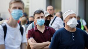 Карантин в Украине может быть усилен