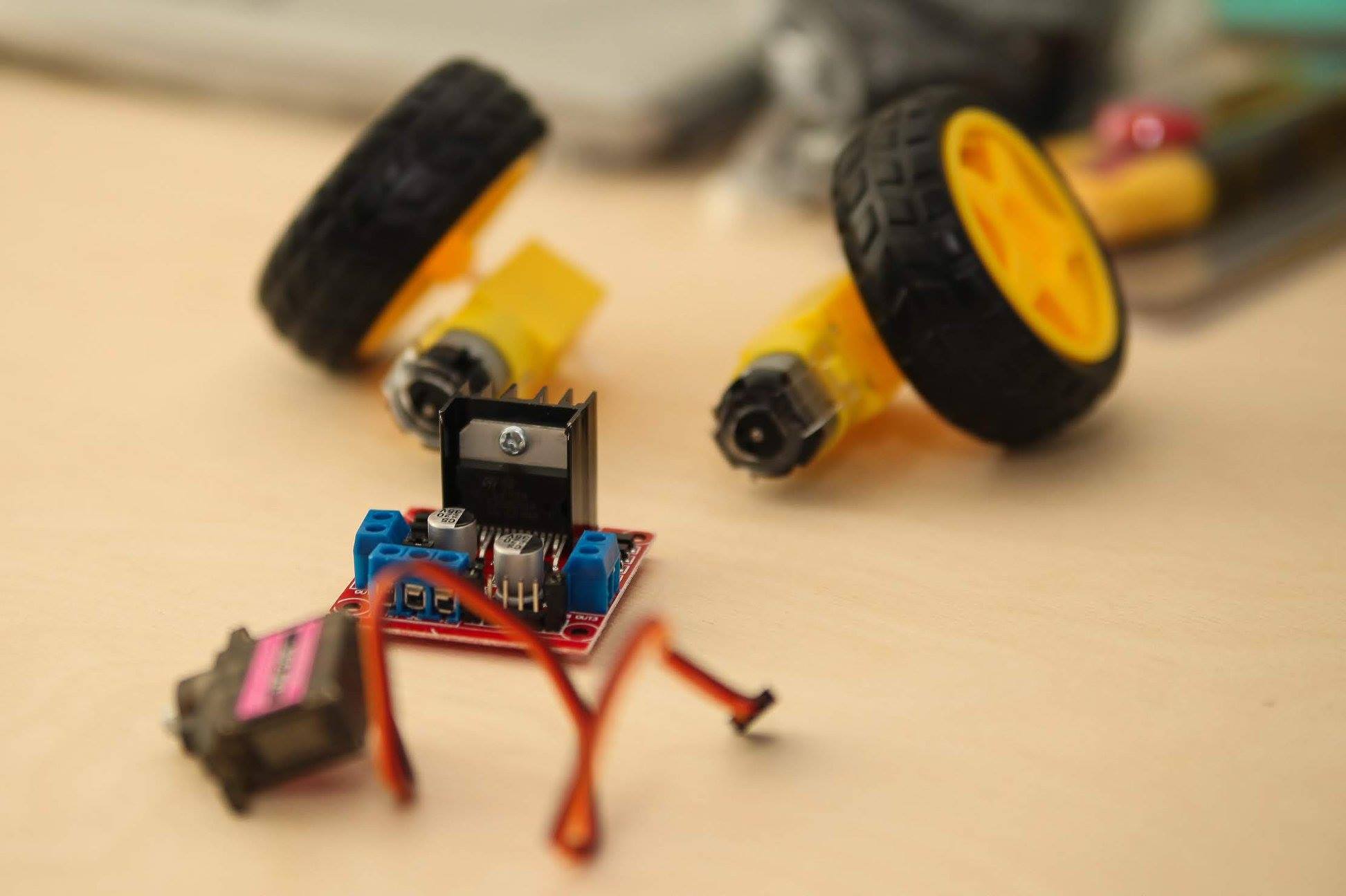 40652264_723998354608123_5172277618191368192_o