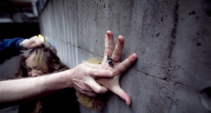 насилие, фото из открытых источников