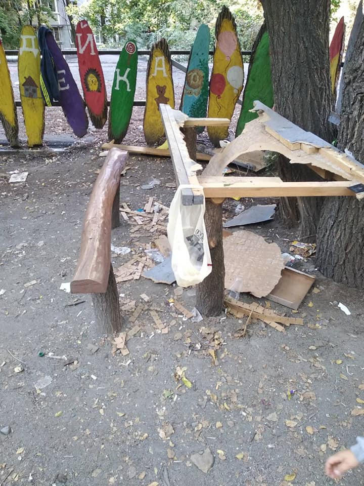 41863499_1060588340770527_7337405502944444416_n