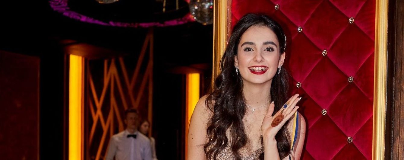 Анна Тринчер