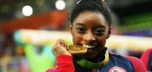 Гимнастка призер