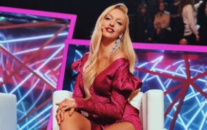 Оля Полякова