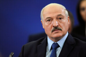 Лукашенко провел тайную инаугурацию президента