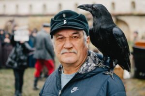 Черный ворон