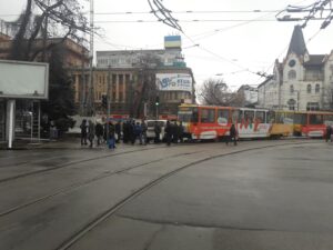 48358926_2355045747898701_3910696159710019584_n