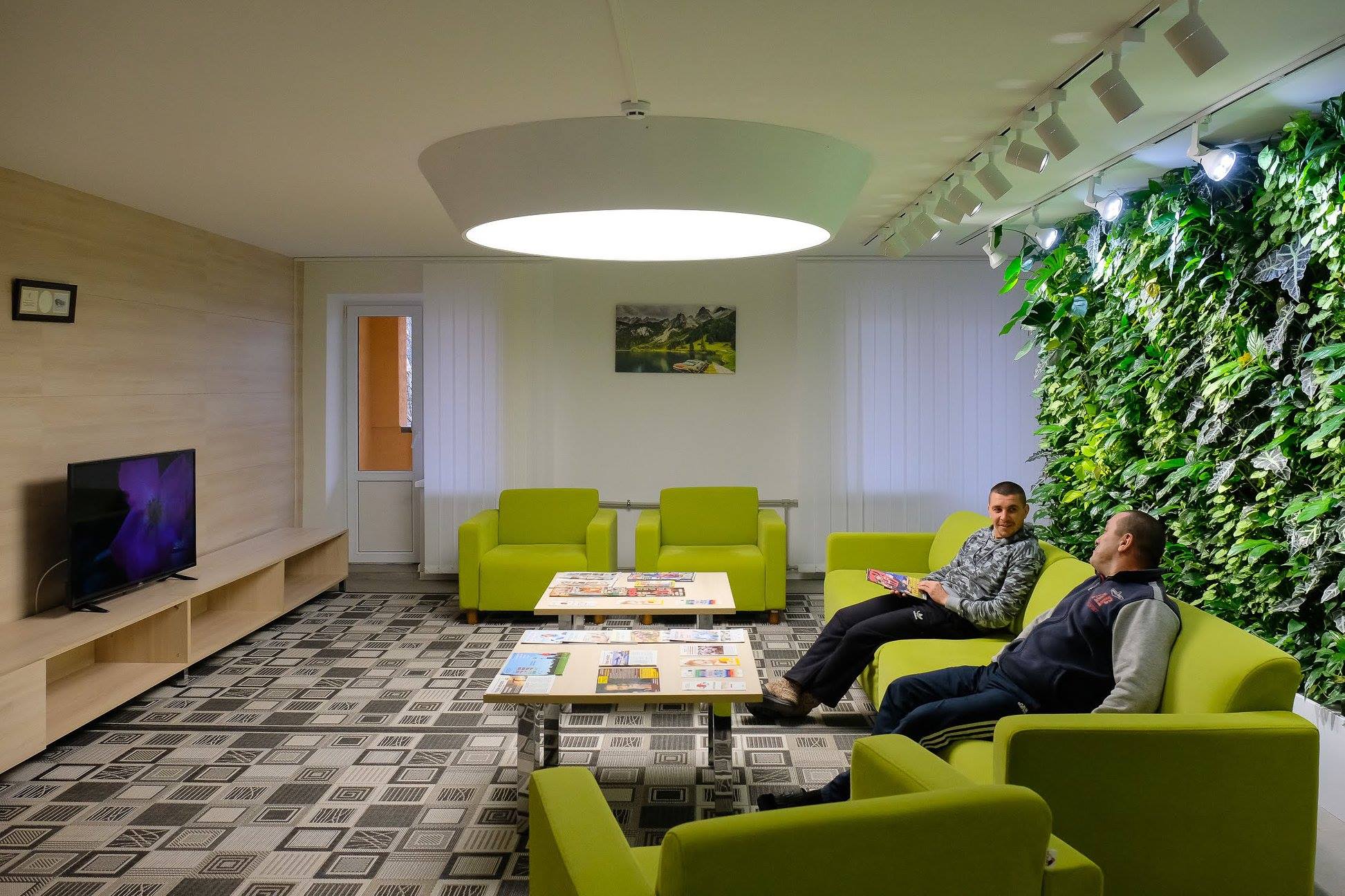 48381027_784119838595974_3082252339029999616_o