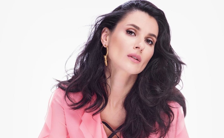 Маша Ефросинина