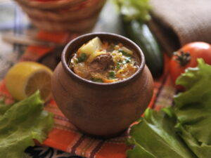 Суп в горшочке: старинный рецепт