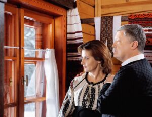 Политики и чиновники дали ответ, что такое любовь