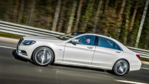 седан Mercedes S 500L 4Matic