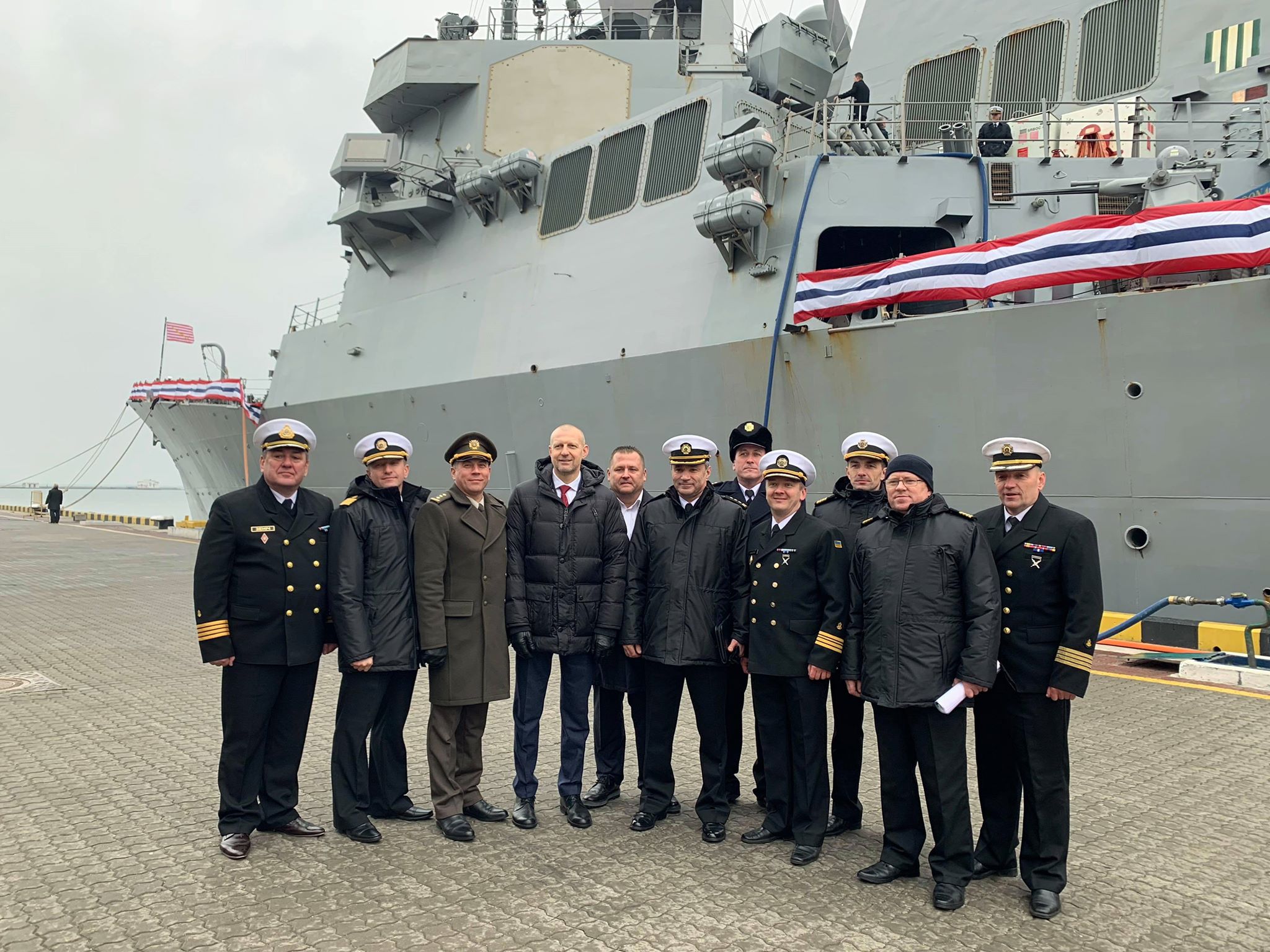 52911853_548228429013918_7450528335861383168_n