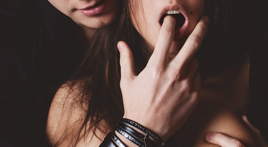 Пострадавший бизнесмен подал в суд на свою возлюбленную