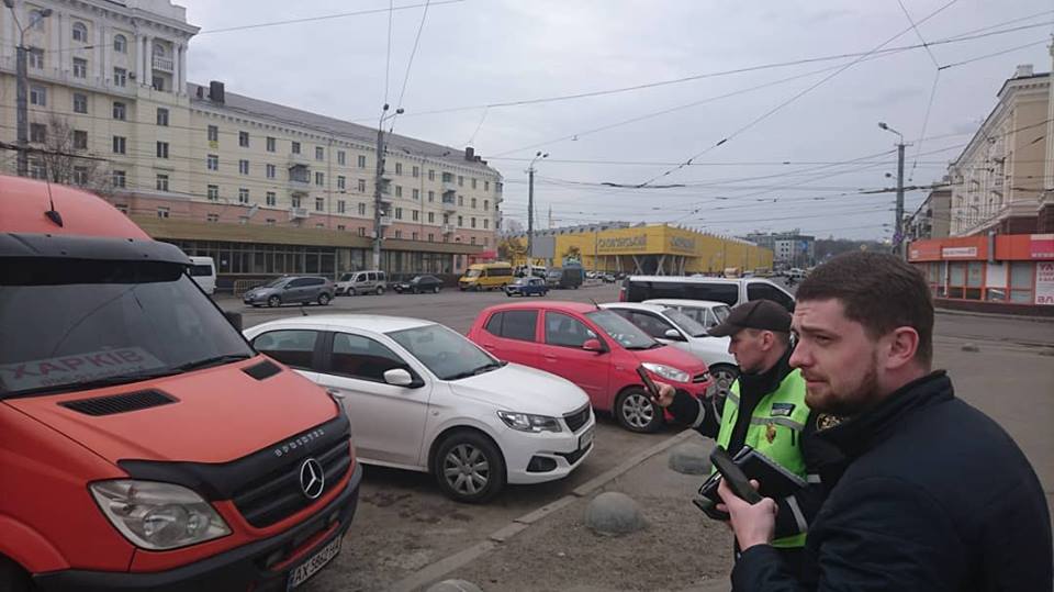 В Днепре на вокзале поймали нелегального перевозчика