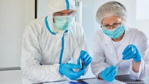 ВОЗ объявила о “научном прорыве” в лечении тяжелобольных COVID-19