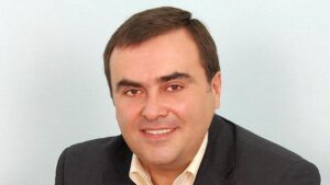 “Пикетирование ПриватБанка продолжится до тех пор, пока нам не вернут деньги”, –  директор НЗФ по юридическим и корпоративным вопросам