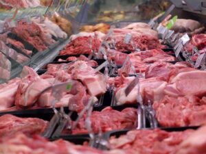 Производители решили нажиться на бедности населения