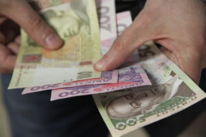 В Днепре заказчик решил “развести” таксиста на деньги (фото)