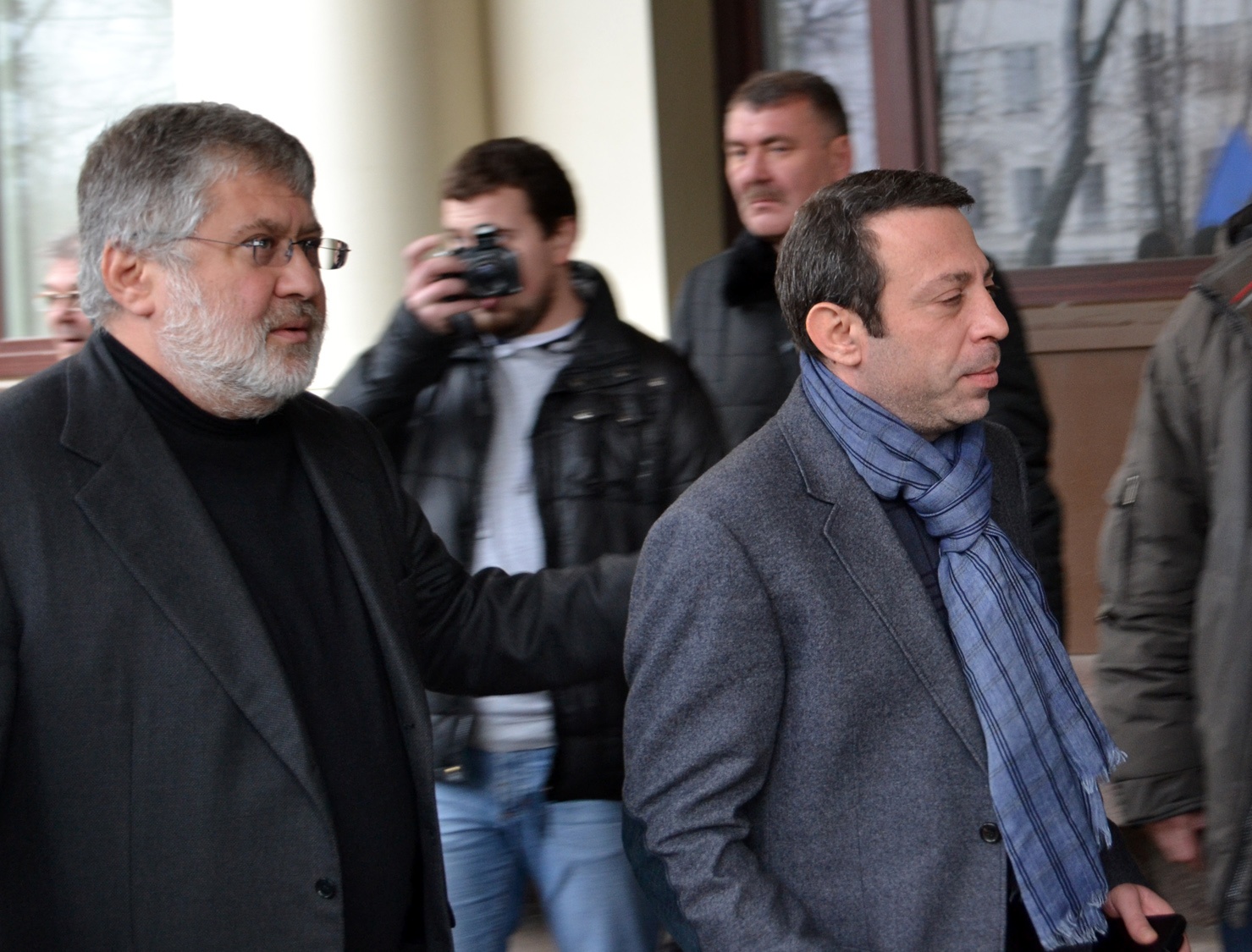 5512490d83084_05-531748e648d94