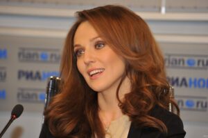 Альбина Джанабаева