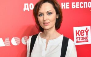 Елена Ксенофонтова