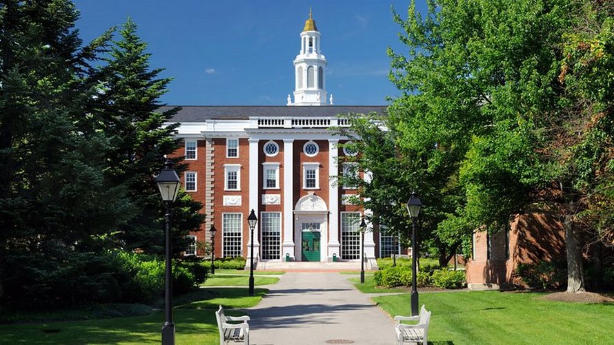 Гарвард перестал быть лучшим университетом мира