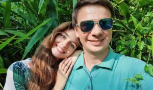 Дмитрий Комаров с женой обустраивают семейное гнездышко (фото)