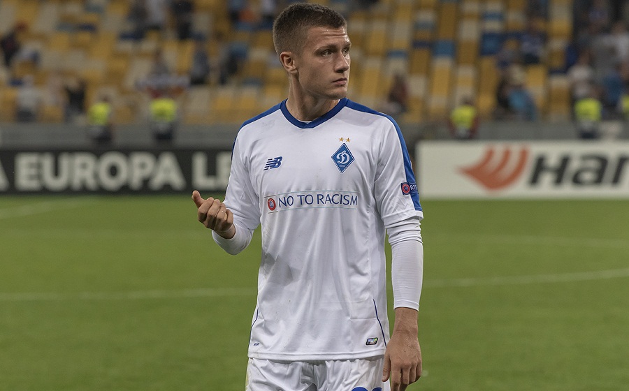 футболист