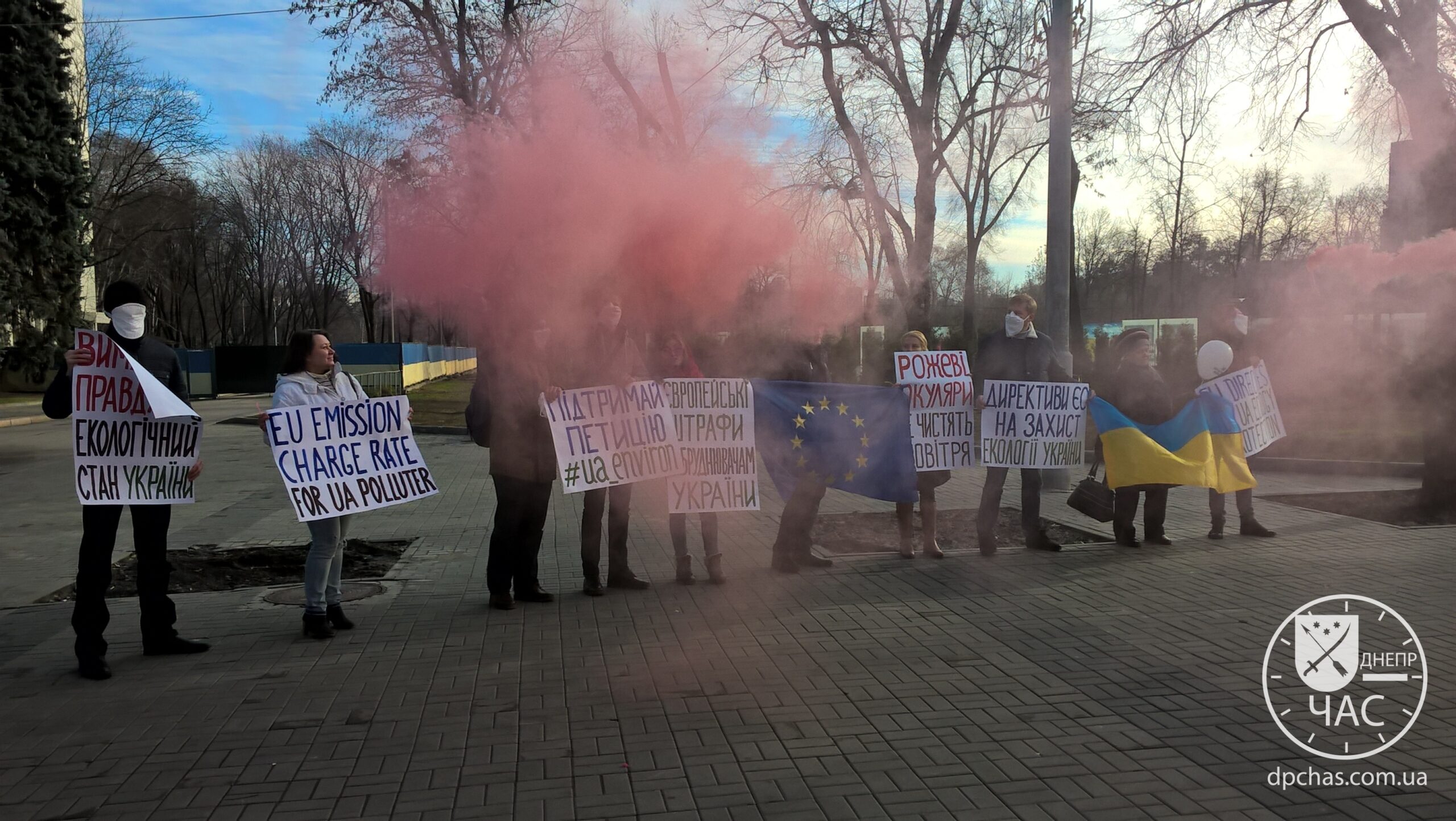 5a292418c7017_wp_20171207_11_22_53_pro