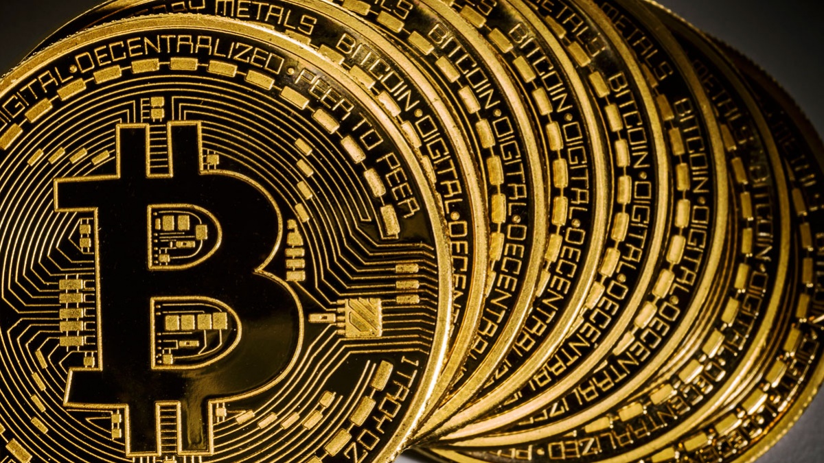 5a8d321abc186-bitcoined_1200_5