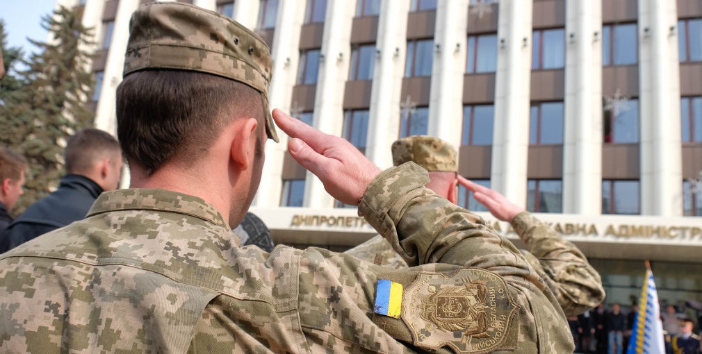 5ca351c80709a184776959